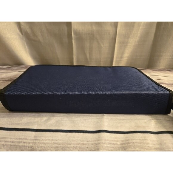 Y2K Retro CD/DVD Video Games Zipper Storage Binder Blue Cloth HOLDS 32 DISCS - Picture 3 of 8